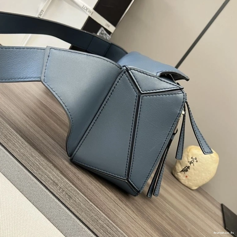 Classic 73257 Chest Waist Loewe Packs 0820